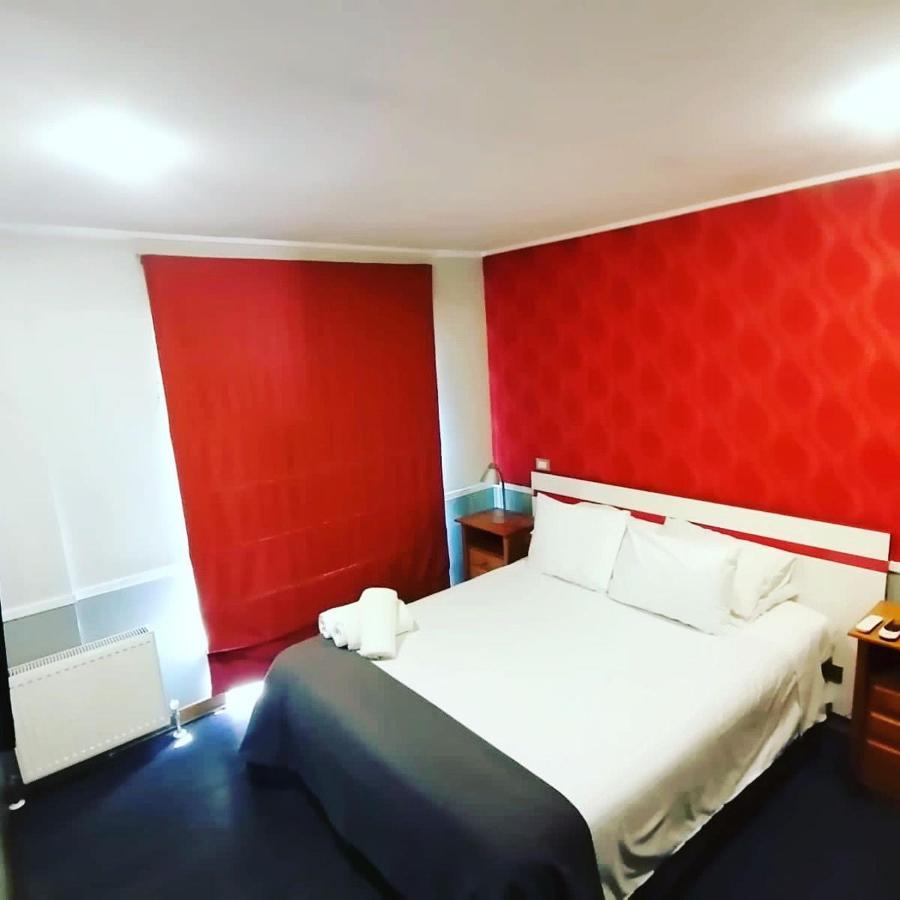 Hotel Terrazas Bellavista サンティアゴ エクステリア 写真